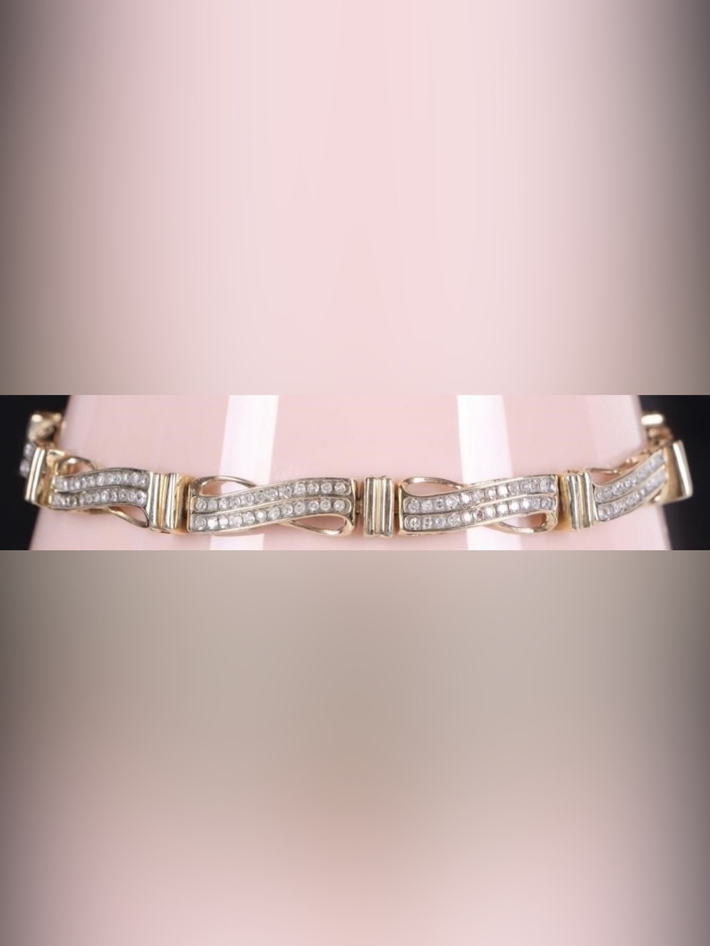 2.4CTW DIAMONDS 10K YELLOW GOLD
LADIES BRACELET